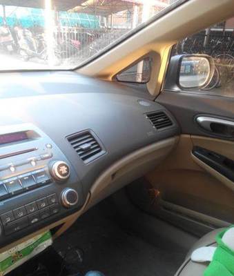 本田思域1.8L 代步優選，車況扎實，掛漆待整