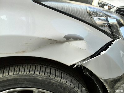 心愛座駕意外受傷，記錄大白車漆修復過程與心得